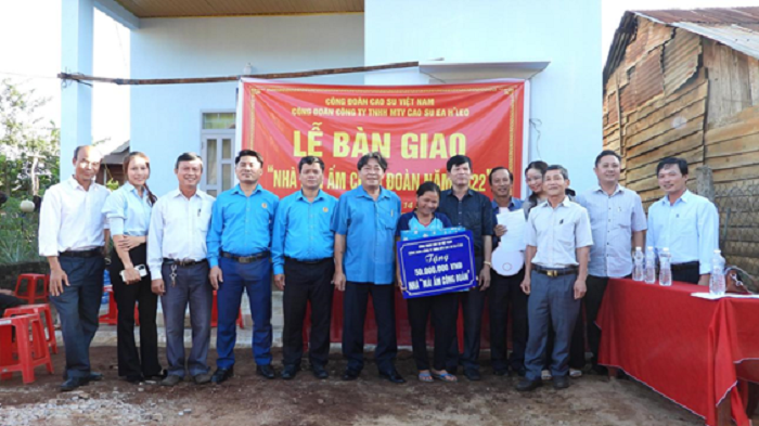 Mái ấm công đoàn – niềm vui của công nhân cao su khó khăn